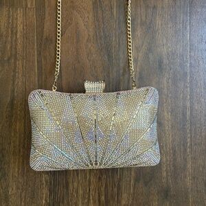 Elegant Gold Rhinestone Clutch Bag